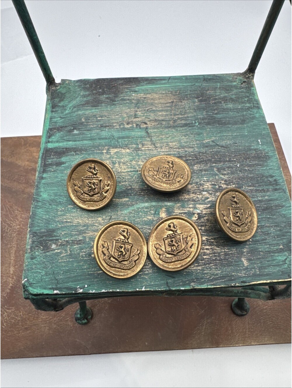 Vintage Spectemur Agendo Lion Shield Crest Button Gold Tone Lot Of 6 HTF